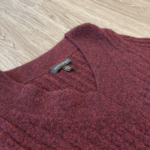 Banana Republic sweater size extra small - Picture 7 of 7